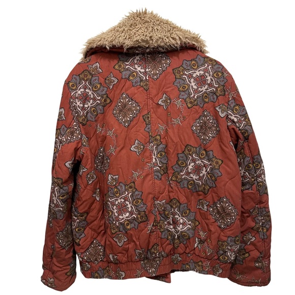 Free People Brooke Jacket Faux Fur Collar Boho Print Quilted - Picture 5 of 11